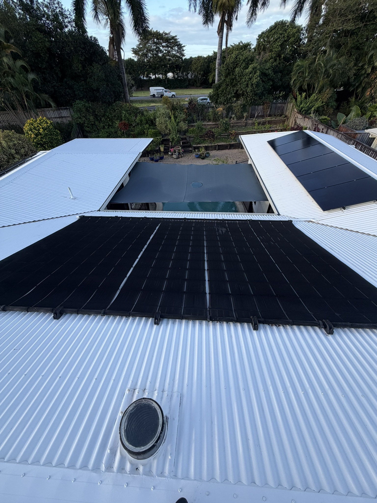 Roof cleaning project in Cairns