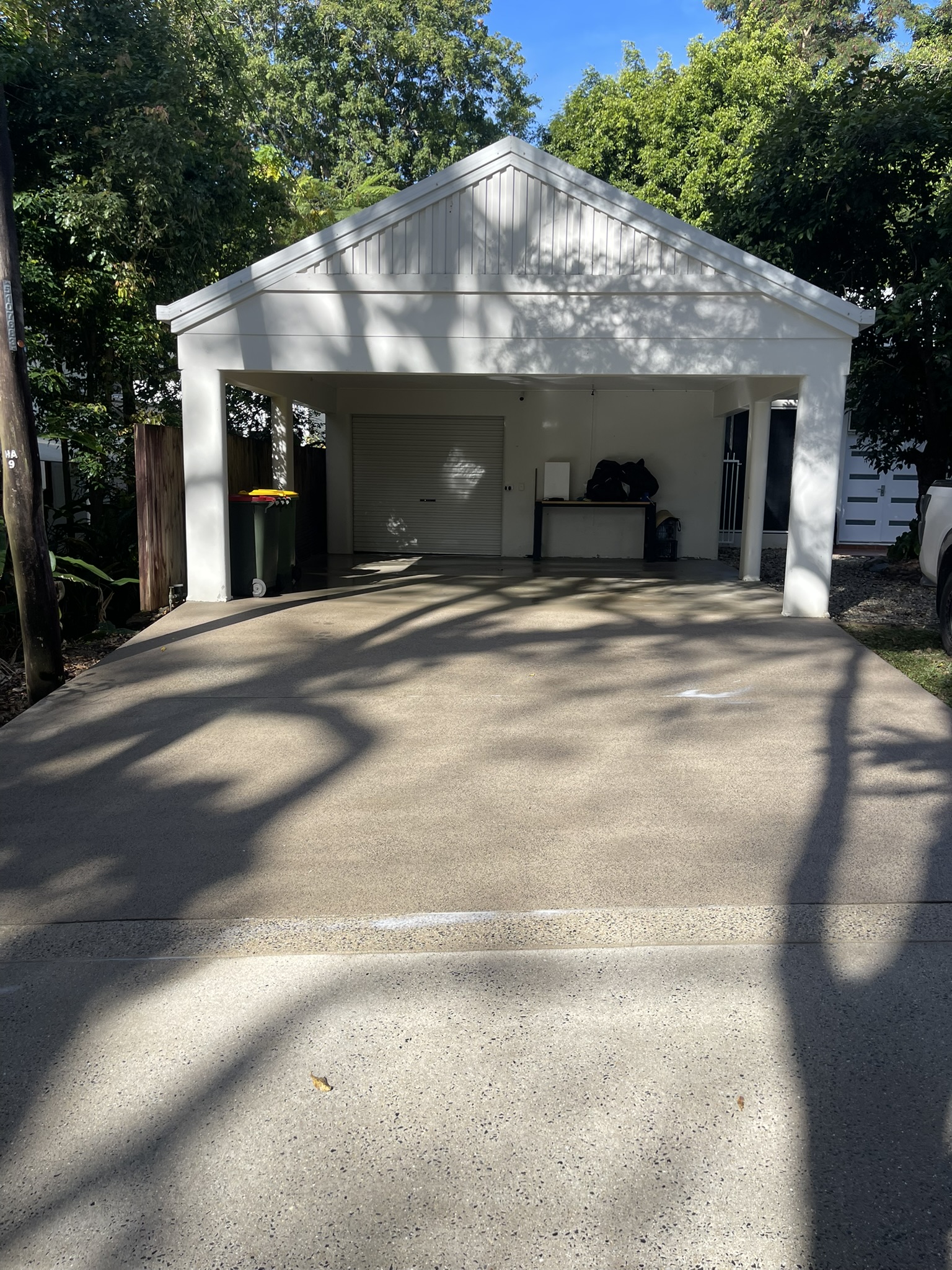 Driveway after professional pressure cleaning